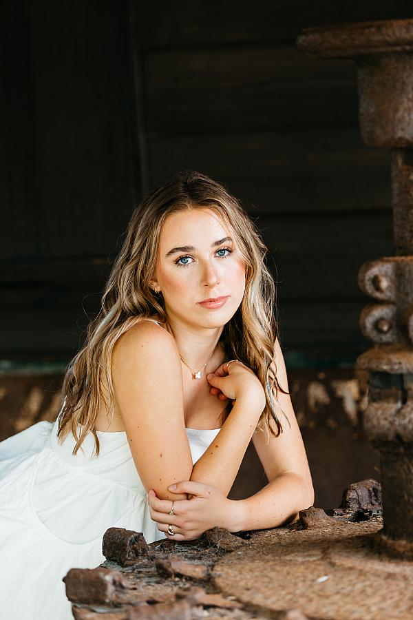 ELITE SENIOR PORTRAITS | Class of 2025 | stone,laci-0077.jpg