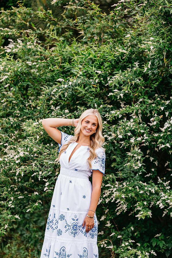 DELUXE SENIOR SESSIONS | MENTZER,MADDIE-0106.jpg