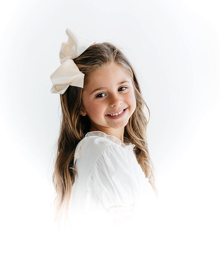BOOK NOW |  Heirloom Bust Portraits | 2026 | bustaugf24-0095-3.jpeg